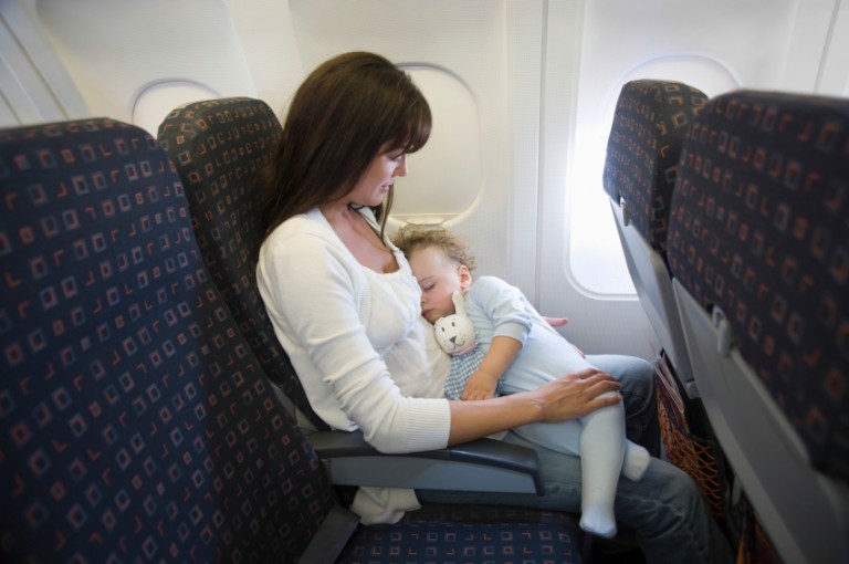 Tips Para Viajar Con Un Bebe En Avión Somos Orlando